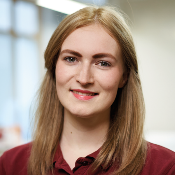 physio_paderborn_kontakt_Stoermer_Lisa