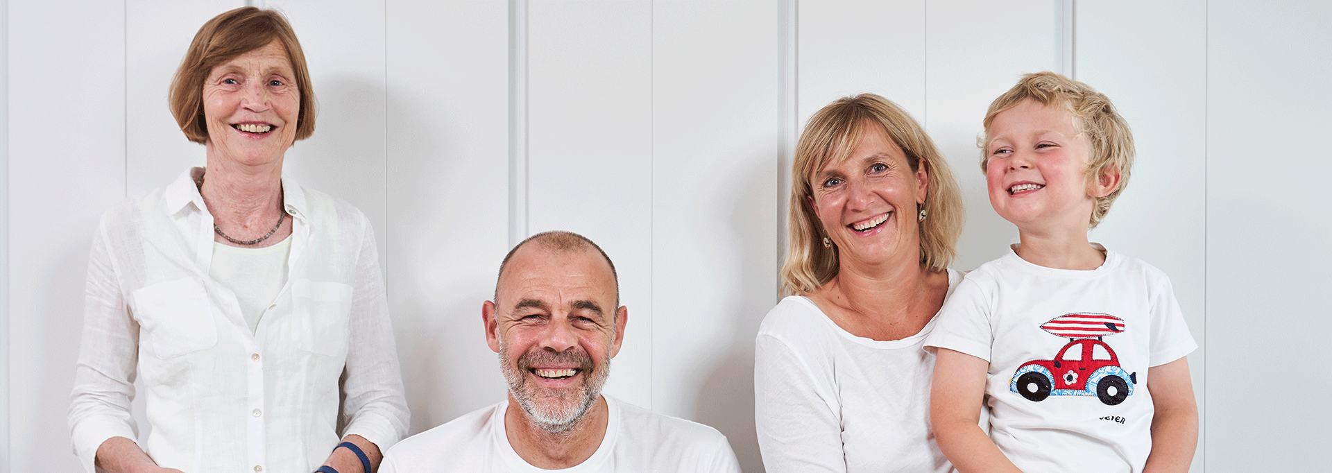 Patienten jeden Alters in der Physiotherapiepraxis in Paderborn