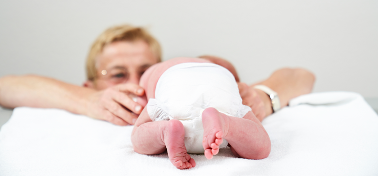 Vojta-Therapie für Babys in der Physiotherapie, Behandlung eines Säuglings