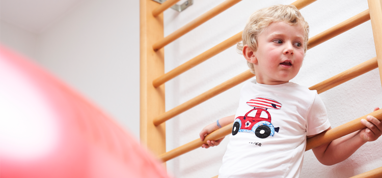 physio_paderborn_therapie_skoliose_kinder